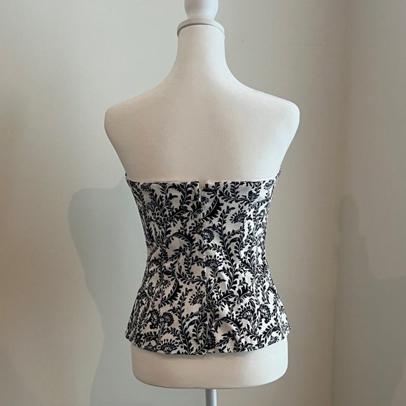 White House Black Market size 0 strapless spaghetti strap top - Picture 5 of 9